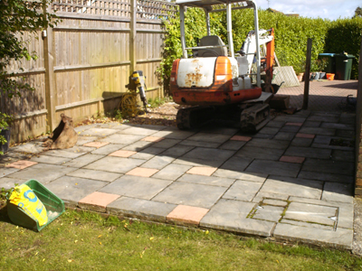 Eastergate side area to be blockpaved010.jpg